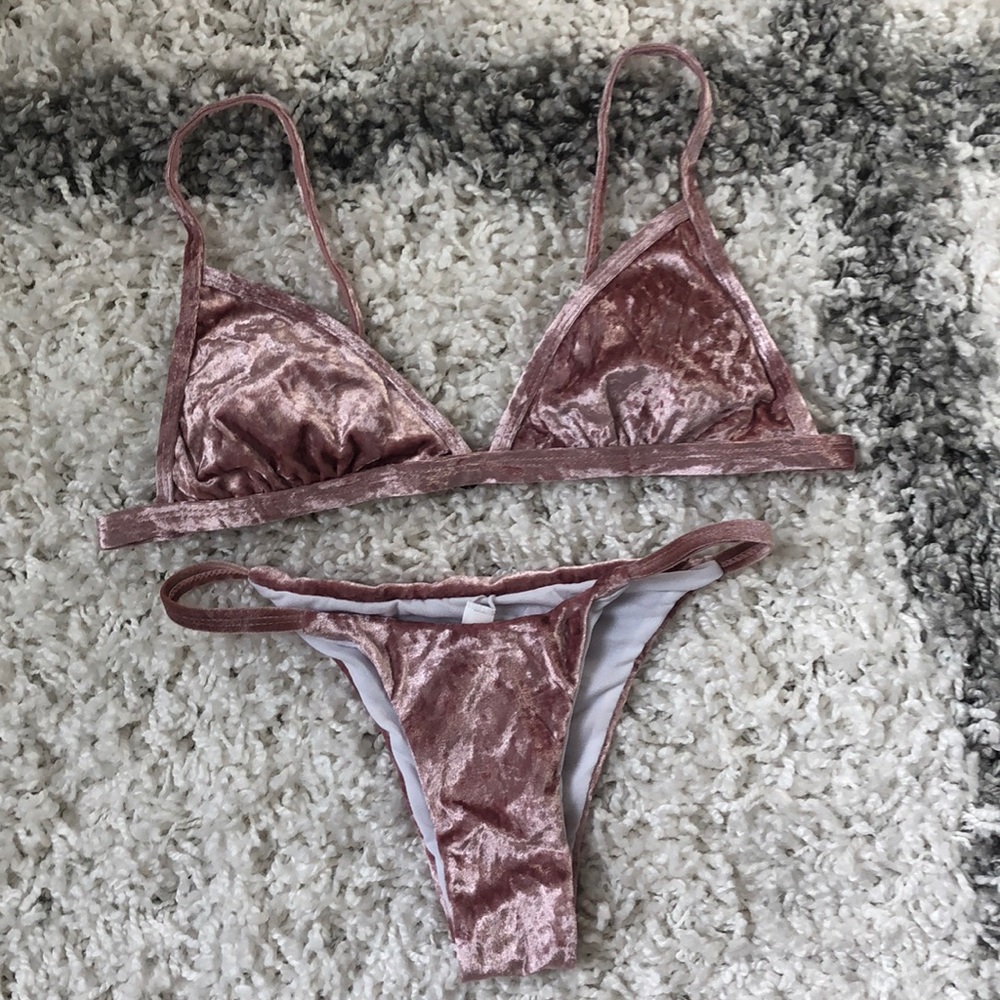 Pretty Pink Velvet Bikini Set!
